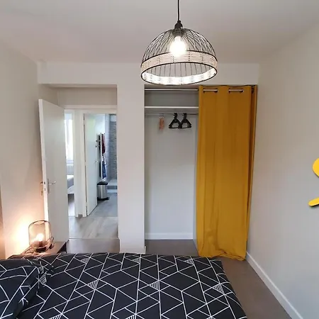 Nouveau - Superbe Logement En Centre-ville Avec Parking * Troyes